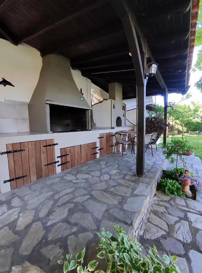 아파트 Aitherial Summer House 보우르보우로우